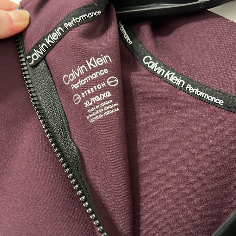 Calvin Klein Performance Matching Set - Picture 4 of 7
